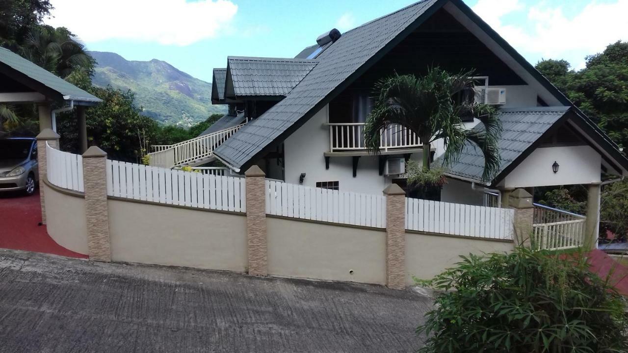 Shay Lyah Self Catering Daire Victoria Dış mekan fotoğraf