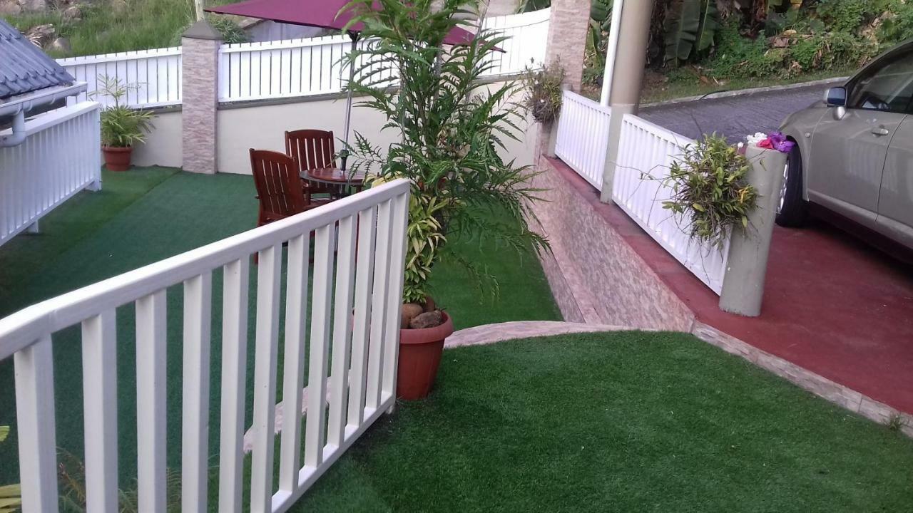 Shay Lyah Self Catering Daire Victoria Dış mekan fotoğraf